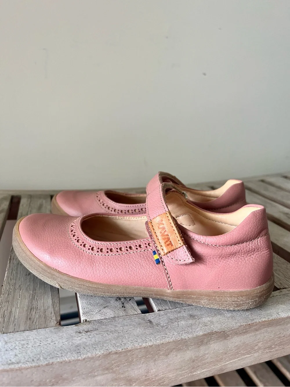 Kavat Pink Leather Mary Jane Shoes EU 31 Swedish Minimalist Kids Flats